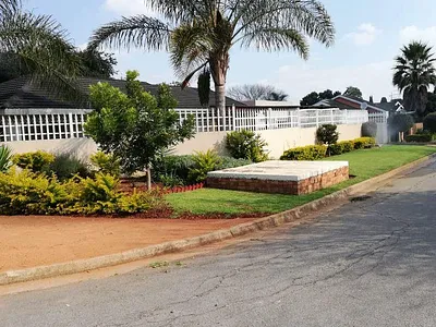 3 Bedroom House To Rent in Germiston - GLQA.webp