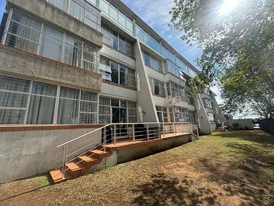 3 Bedroom Apartment To Rent in Germiston - img