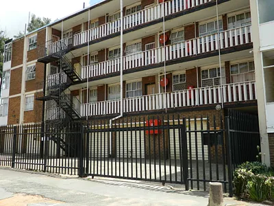1.5 Bedroom Apartment For Sale in Germiston - mgO0.webp