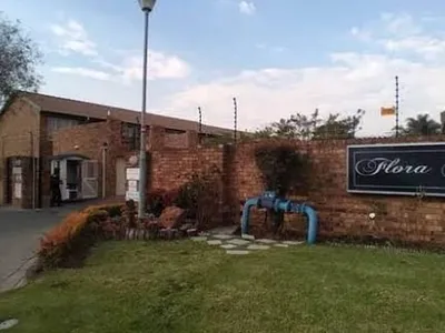 2 Bedroom Townhouse For Sale in Boksburg - pR6G.webp