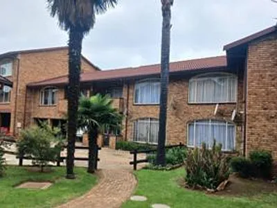 2 Bedroom Apartment For Sale in Germiston - D7sb.webp