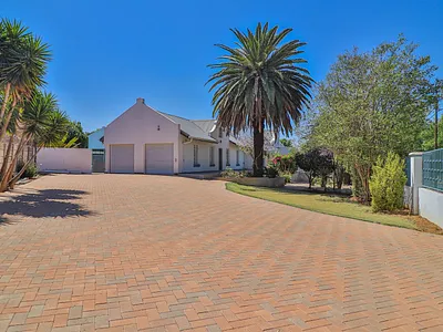 5 Bedroom House For Sale in Germiston - img