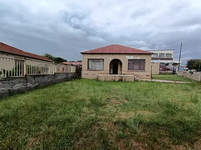 3 Bedroom House For Sale in Germiston - dx7T.webp