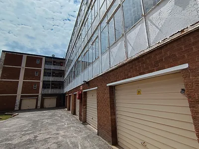 1.5 Bedroom Apartment For Sale in Germiston - img