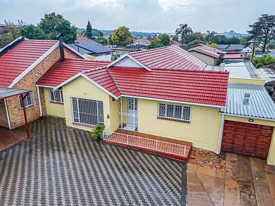 4 Bedroom House For Sale in Germiston - img