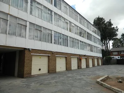 2 Bedroom Apartment For Sale in Germiston - img