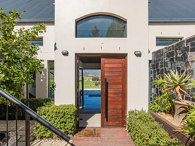 4 Bedroom House To Rent in Wellington - img