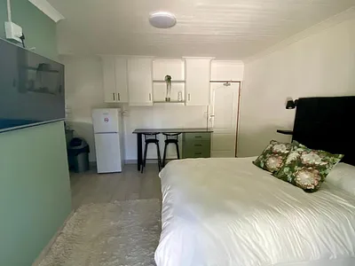 1 Bedroom Apartment To Rent in Paarl - 59Cg.webp