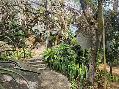 2 Bedroom Townhouse For Sale in Nelspruit - img