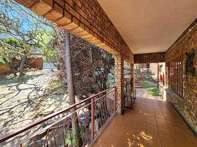 20 Bedroom House For Sale in Sonheuwel, Nelspruit - vTfx.webp