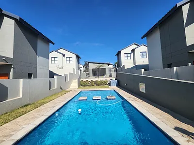 3 Bedroom Townhouse For Sale in Nelspruit - DOG9.webp