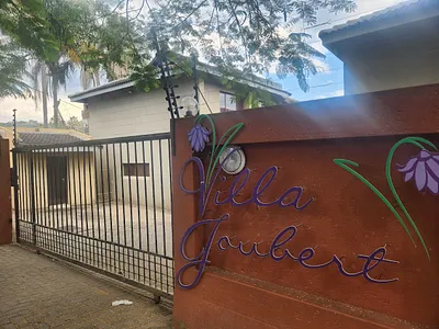 2 Bedroom Apartment For Sale in Nelspruit - img