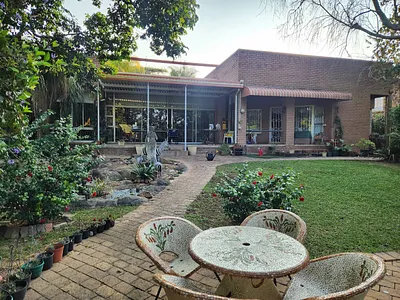 5 Bedroom House For Sale in Nelspruit - eHbf.webp
