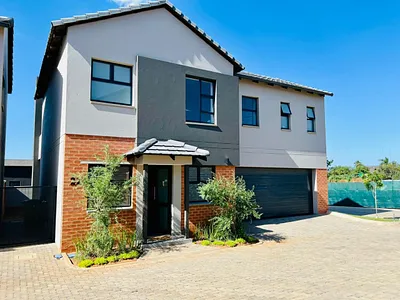 3 Bedroom Apartment To Rent in Pretoria - img
