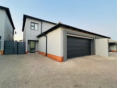 3 Bedroom Apartment For Sale in Pretoria - ESBN.webp