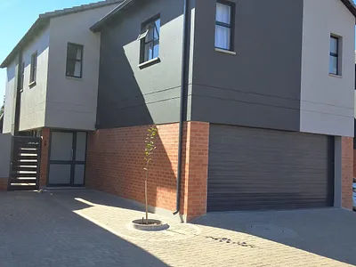 3 Bedroom Apartment For Sale in Pretoria - i2wb.webp