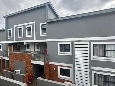 1 Bedroom Apartment For Sale in Pretoria - DxTV.webp