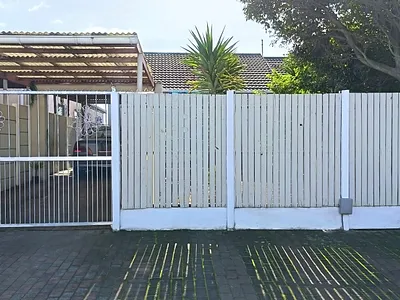 3 Bedroom House For Sale in Cape Town - cTJY.webp