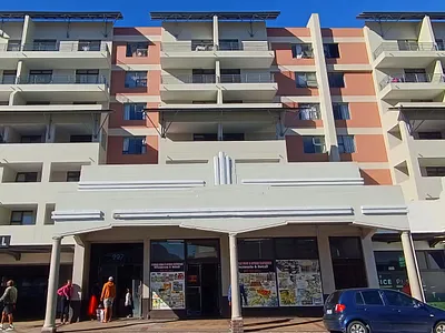2 Bedroom Apartment For Sale in Cape Town - img