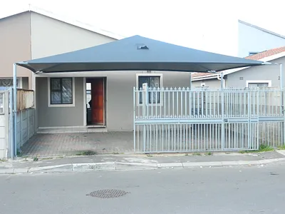 2 Bedroom House For Sale in Mitchells Plain - img