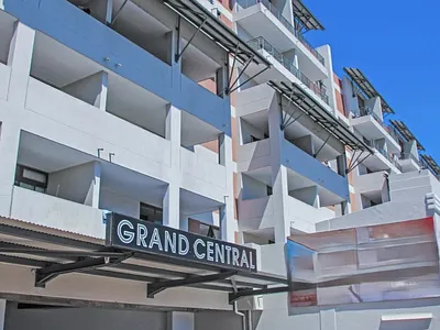 1 Bedroom Apartment For Sale in Cape Town - w8zH.webp