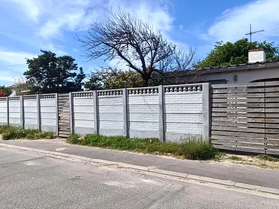 3 Bedroom House For Sale in Cape Town - TYPz.webp