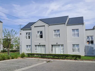 2 Bedroom Apartment For Sale in Kuils River - r3f9.webp