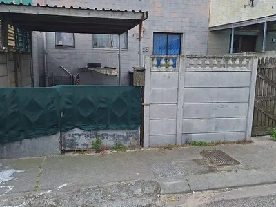 2 Bedroom House For Sale in Mitchells Plain - gD95.webp