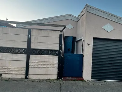2 Bedroom House For Sale in Mitchells Plain - img