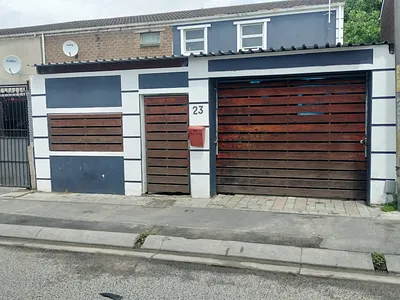 3 Bedroom House For Sale in Cape Town - C7aU.webp