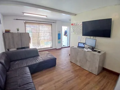 2 Bedroom House For Sale in Mitchells Plain - img