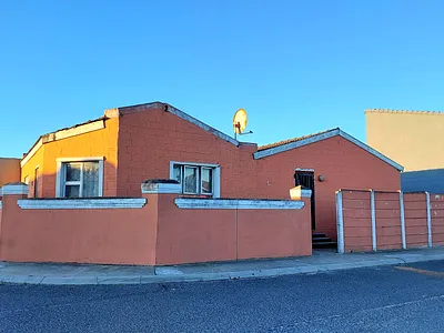 3 Bedroom House For Sale in Mitchells Plain - img