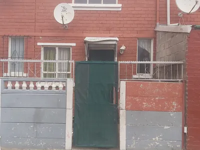 2 Bedroom House For Sale in Mitchells Plain - r7NP.webp