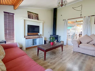 3 Bedroom House For Sale in Cape Town - img