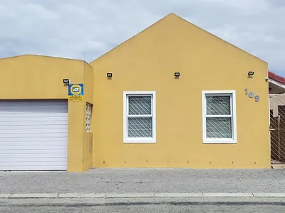 3 Bedroom House For Sale in Mitchells Plain - 39hf.webp