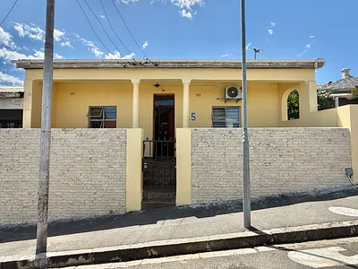 3 Bedroom House For Sale in Cape Town - img
