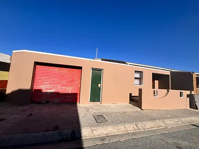 4 Bedroom House For Sale in Mitchells Plain - HBfx.webp