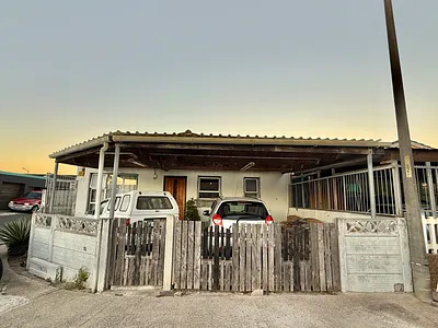 3 Bedroom House For Sale in Mitchells Plain - bIzd.webp