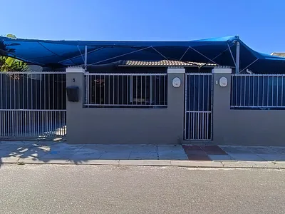 2 Bedroom House For Sale in Cape Town - LJWP.webp