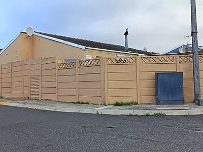 3 Bedroom House For Sale in Mitchells Plain - img