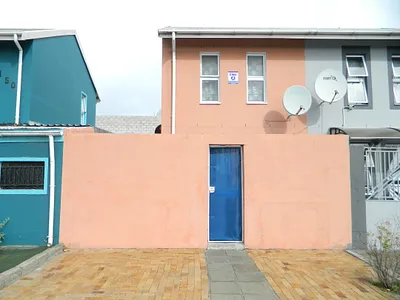 2 Bedroom House For Sale in Morgans Village, Mitchells Plain - zHJW.webp