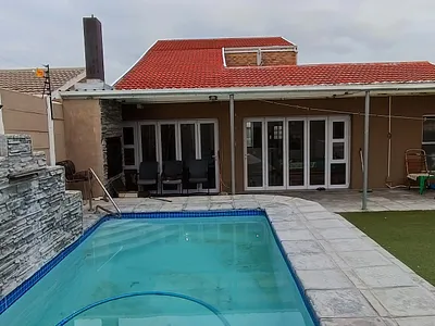 3 Bedroom House For Sale in Mitchells Plain - bYvE.webp