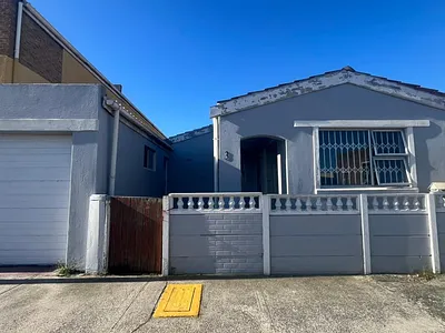 2 Bedroom House For Sale in Mitchells Plain - Htvc.webp