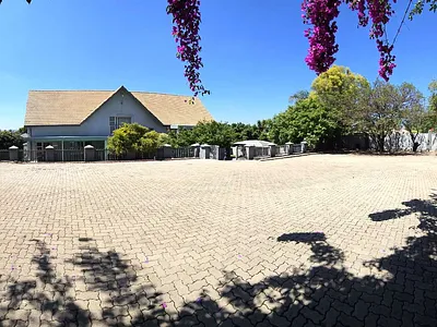 6 Bedroom House For Sale in Hartbeespoort - KRQ4.webp