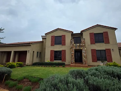 4 Bedroom House To Rent in Broederstroom AH, Hartbeespoort - img