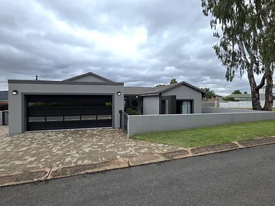 3 Bedroom House For Sale in Hartbeespoort - QuOK.webp