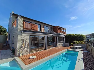 4 Bedroom House For Sale in Jeffreys Bay - img