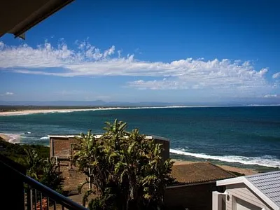8 Bedroom House For Sale in Jeffreys Bay - 5Ujp.webp