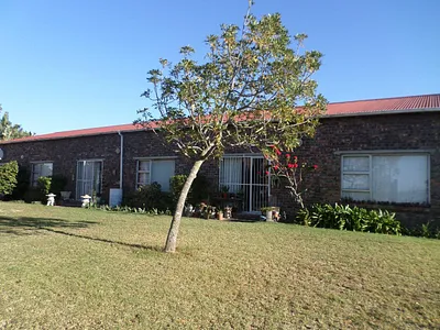 Farm For Sale in Jeffreys Bay - ULbY.webp