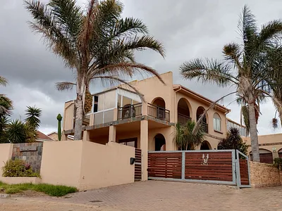 5 Bedroom House For Sale in Jeffreys Bay - MLSy.webp